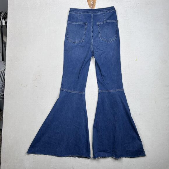 We The Free Jeans Womens 27 Blue Flare Bell Bottom High Rise Distressed Raw Hem - Picture 12 of 12